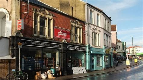 Bristol's Gloucester Road shopkeepers captured in photos - BBC News