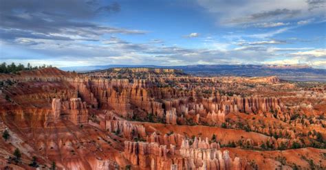 The Sunrise Point Trail: Stunning Vistas in Bryce Canyon | 10Adventures