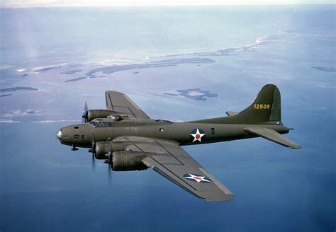 Boeing B-17 Flying Fortress - World War II Wiki