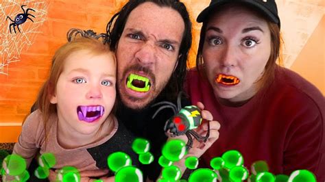 VAMPIRE MYSTERY BOX! Adley vs Mom and Dad Halloween Challenge! with ...