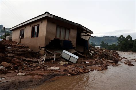 article about flood in malaysia - Margaret Bryant