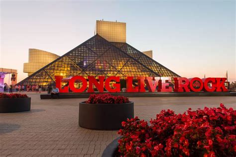 Rock and Roll Hall of Fame Set to Re-Open