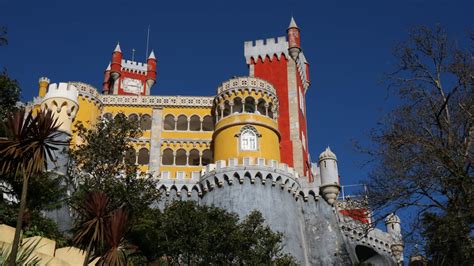 Day trips to Sintra and Cascais from Lisbon - Hellotickets