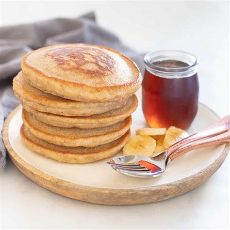 Vegan Banana Pancakes - A Virtual Vegan