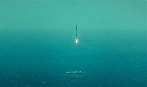 See SpaceX's Rocket-Landing Near Miss in This Amazing Video | Space