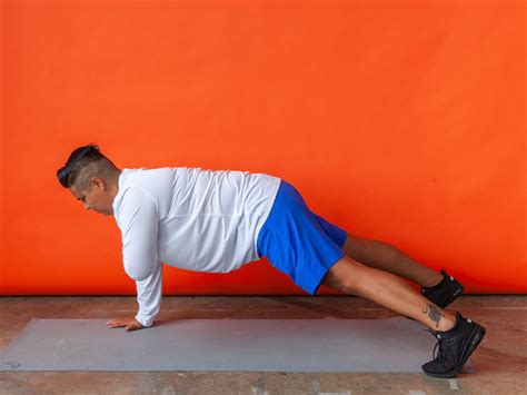 Plank Knee To Elbow: Bài Tập Hiệu Quả Cho Vùng Bụng