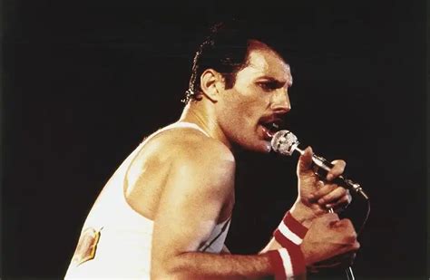 Newspaper coverage of Freddie Mercury's death will chill you to the bone