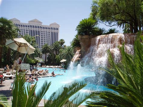 top 20 Las Vegas Resort pools (part 1) | Las vegas resorts, Vegas ...