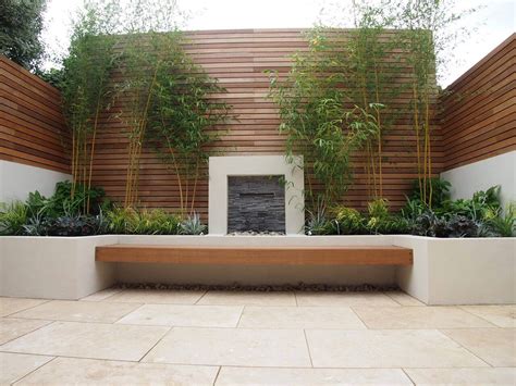 Attractive Outdoor Feature Wall Design Ideas