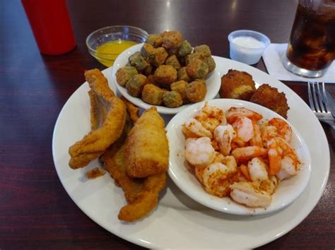 DELAND FISH HOUSE - 99 Photos & 191 Reviews - Seafood - 310 E ...