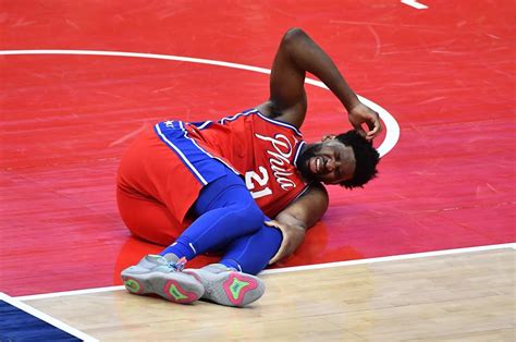 Sixers' Joel Embiid Exits Friday's Game vs. Wizards With Injury ...