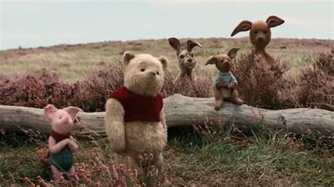 Winnie the Pooh Gets a Glorious Reboot in the 'Christopher Robin ...