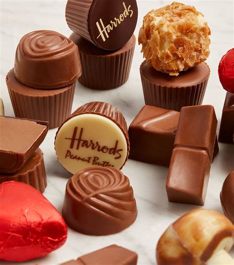 Harrods Heart Belgian Chocolate Selection (540g) | Harrods UK