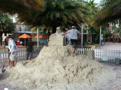 Building the @westpalmbch city hall sand castle! | @aGuyOnClematis