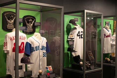 One baseball connects two 2019 Hall of Fame inductees | Baseball Hall ...