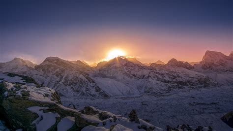 sunrise above mount everest [1920*1080] : wallpaper