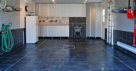 Garage Floor Tile Options - A Guide from Plastic to Porcelain | All ...