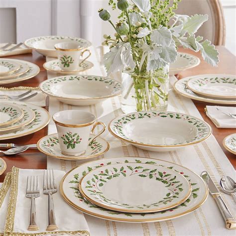 Holiday Dinner Plate Set, Buy 3 Get 6 – Lenox Corporation