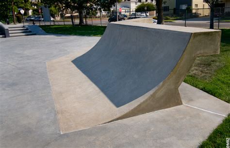 Stoner Skate Plaza | CaliforniaSkateparks