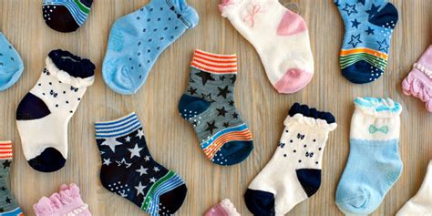 10 Best Baby Socks (That Actually Stay On) 2020 | Family Vacation Critic