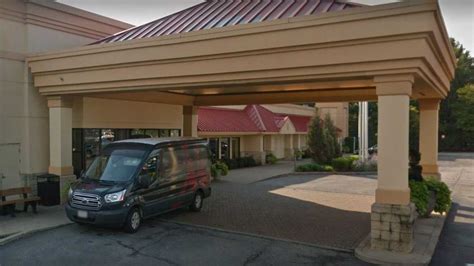 Cleveland Airport Marriott Hotel Airport Parking | WAY