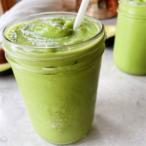 Weight Loss Smoothie - The Hint of Rosemary