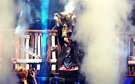 SEN Bugha wins 2019 Fortnite World Cup Solo Finals - Inven Global