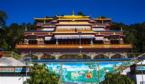 Rumtek monastery - The 17th Karmapa: Official website of Thaye Dorje ...