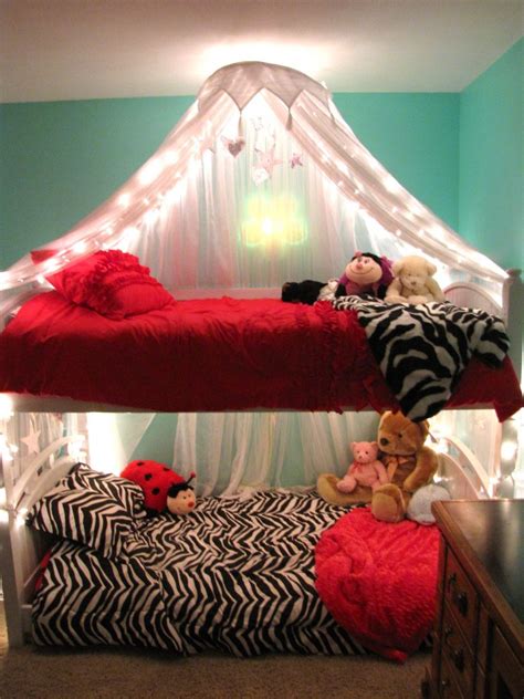 10+ Wonderful Bunk Bed Canopy and Cover Ideas | Ann Inspired