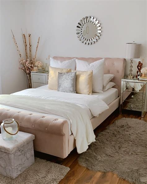 The Complete Bedroom Furniture Guide | Extra Space Storage