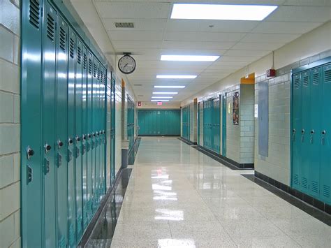 Free Cliparts School Hallway, Download Free Cliparts School Hallway png ...