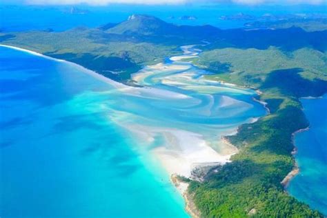 Explore And Relish The Beauty Of Amazing Whitsunday Islands