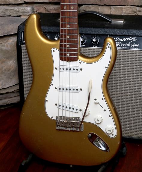 Fender Stratocaster Vintage Series