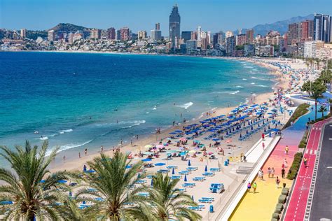 Tourists must reserve spot on Benidorm beaches from this weekend - as ...