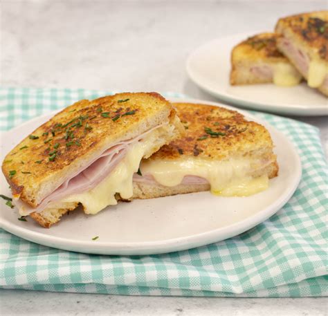 Ham & Cheese Garlic Bread Toastie - SunPork Fresh Foods