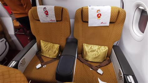 Airbus A320neo Air India Business Class - Image to u