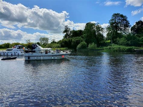 A boat on the River Shannon is the best vacation in Ireland