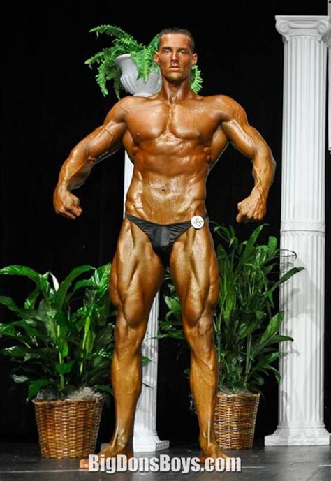 Giant bodybuilder Aaron Reed