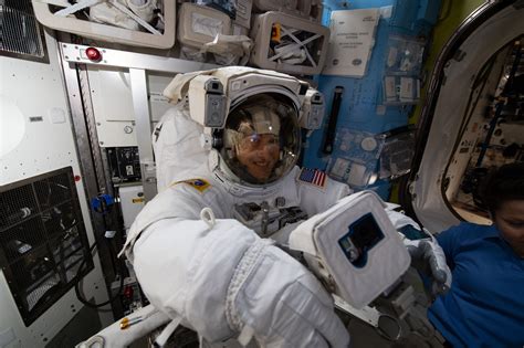 Spacesuit Gloves Contaminated During Historic All-Woman Spacewalk | Space