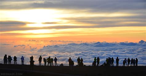 Sunrise on top the Haleakala Crater | Following Jesse