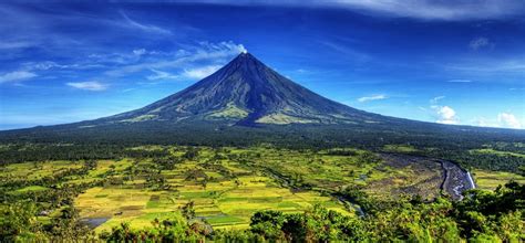 Mayon Volcano Natural Park on list of nominees for World Heritage ...