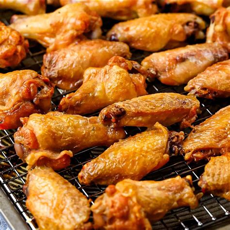 Crispy Baked Chicken Wings - Drive Me Hungry