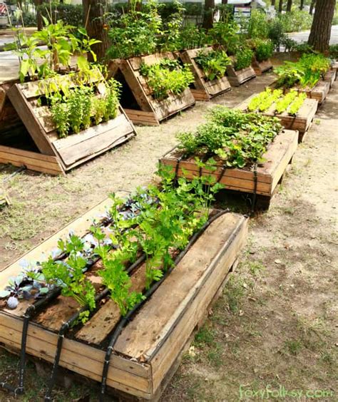 76 Raised Garden Beds Plans & Ideas You Can Build in a Day