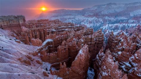 Bryce Canyon National Park in winter wallpaper - backiee