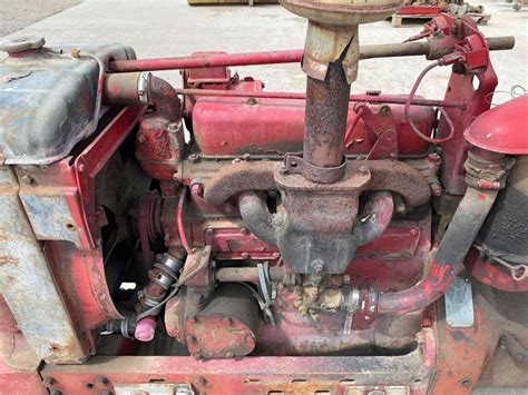 1942 Farmall H Engine - Lot #237, Pifer's Upper Midwest Equipment ...