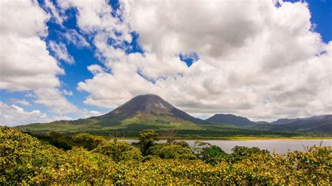 Arenal Volcano by Lake + Paradise Hot Springs - La Fortuna | Project ...