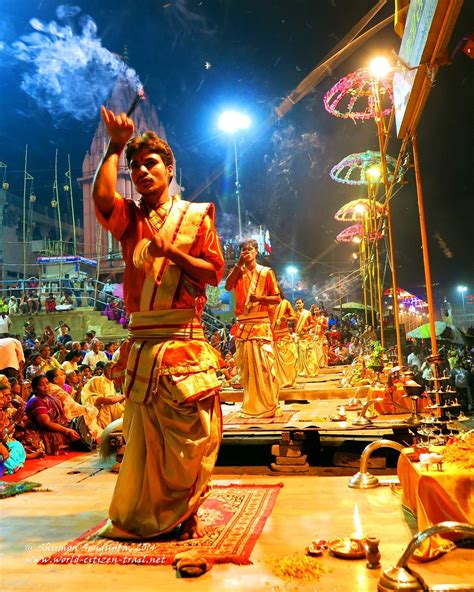 Hindu Ritual Aesthetics and the 'Ganga Aarti' at Varanasi | HuffPost UK