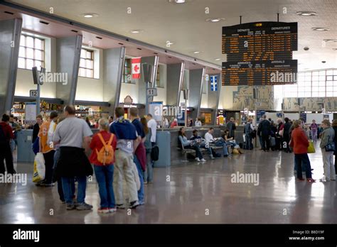 Central Station, Montreal, Quebec Stock Photo - Alamy