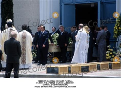 Photos and Pictures - : Carroll O'connor Funeral St. Paul the Apostle ...