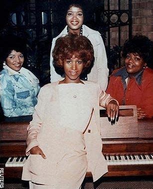 Vintage Black Photos — Aretha & her backup singers, the Prima Donnas ...